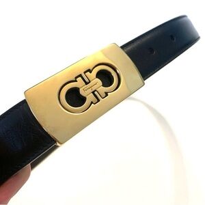 FERRAGAMO Black Leather Belt with Gold Brass Buckle